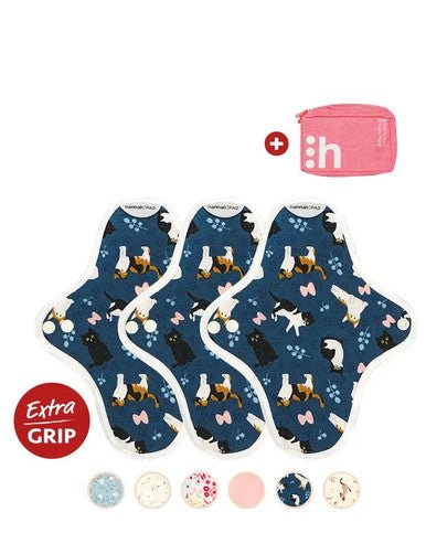 cloth pads with cat print by hannah