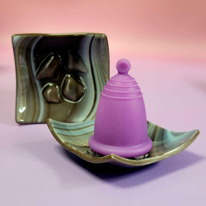 Bandeja de cristal para guardar copas menstruales Artisan