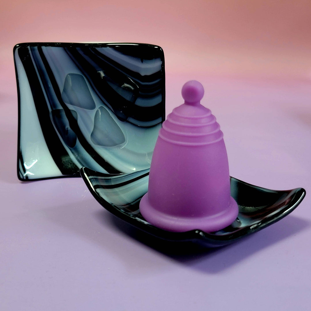 Bandeja de cristal para guardar copas menstruales Artisan
