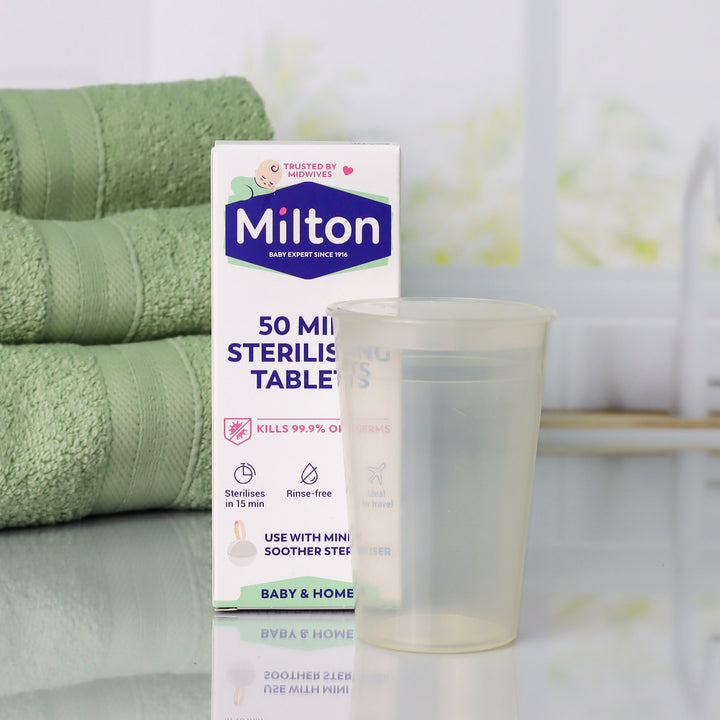 Recipiente desinfectante para copa menstrual y pastillas Milton