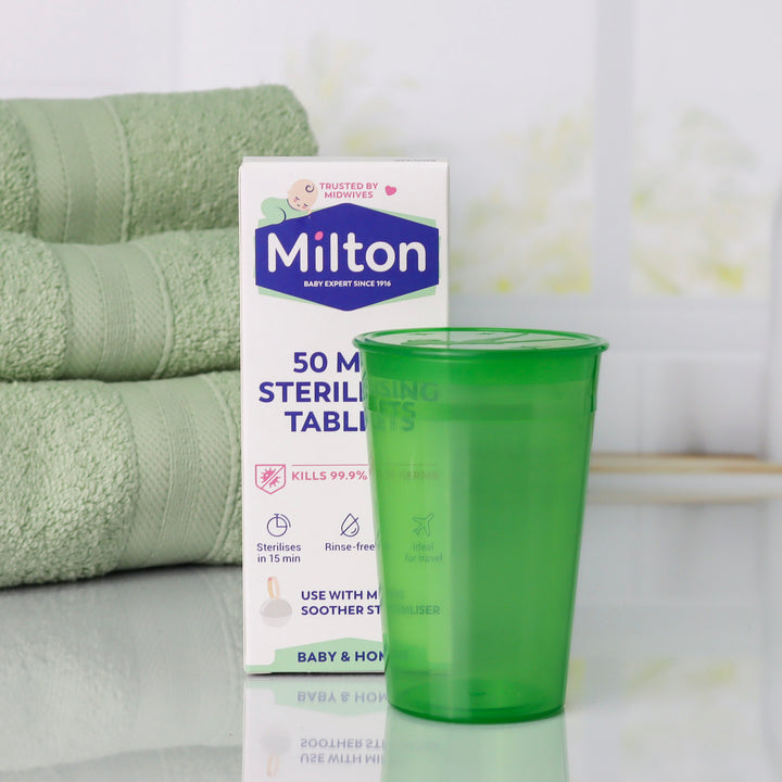 Recipiente desinfectante para copa menstrual y pastillas Milton