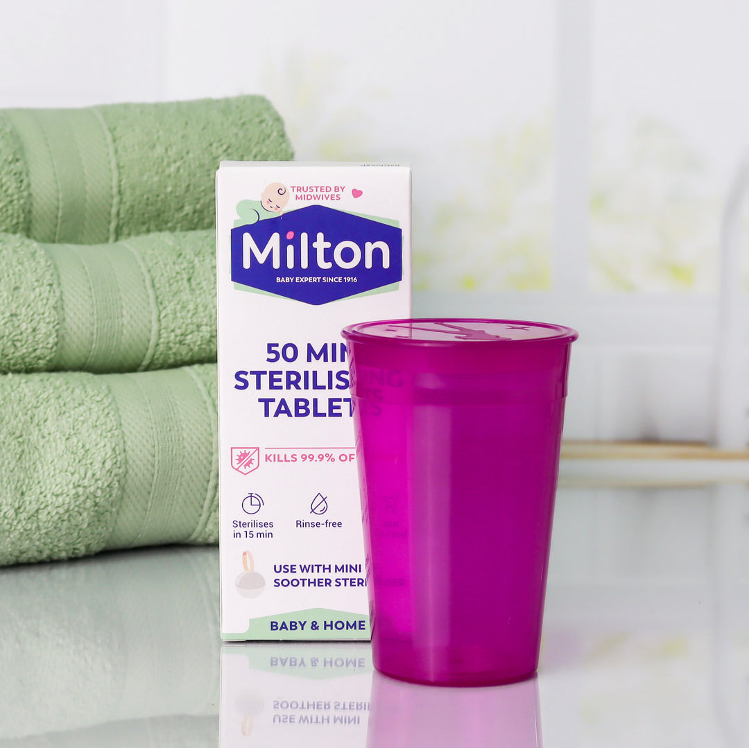 Recipiente desinfectante para copa menstrual y pastillas Milton