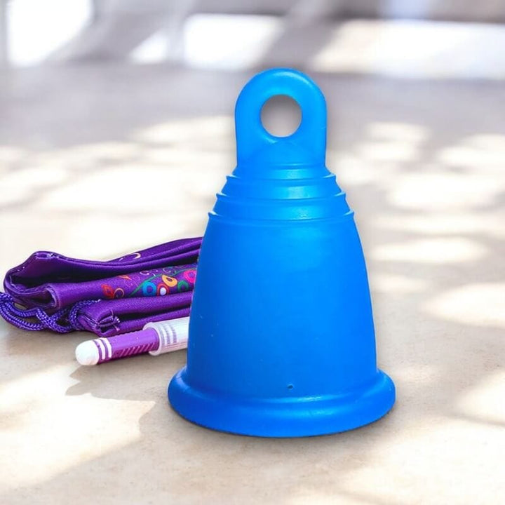copa de época meluna azul con asa de bola